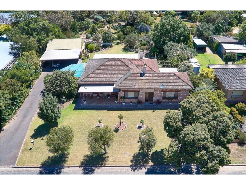 6 Love Avenue, Strathalbyn SA 5255