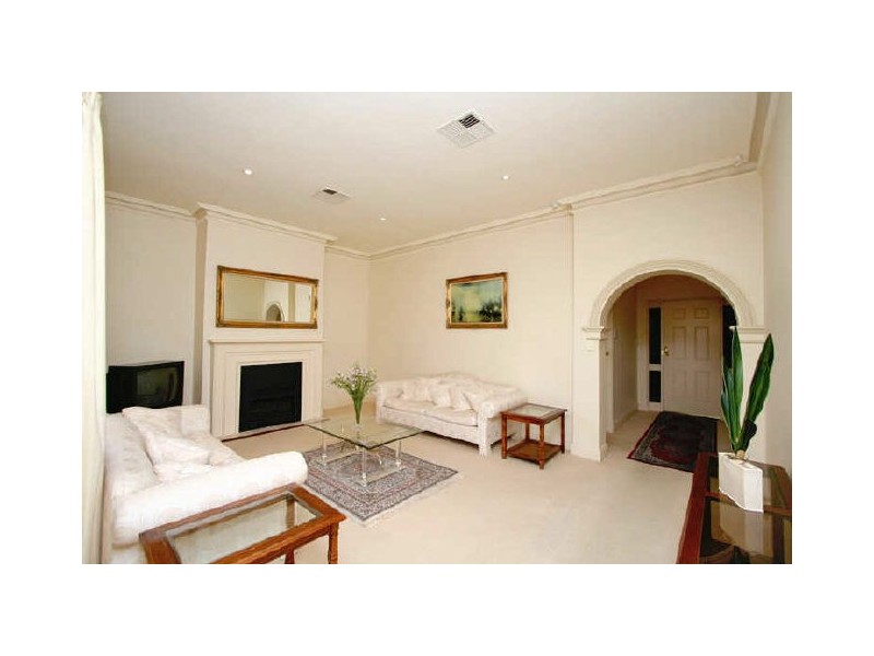 2 Arnold Street, Kingswood SA 5062