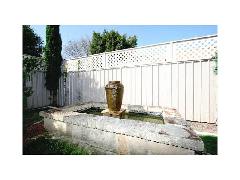 2 Arnold Street, Kingswood SA 5062