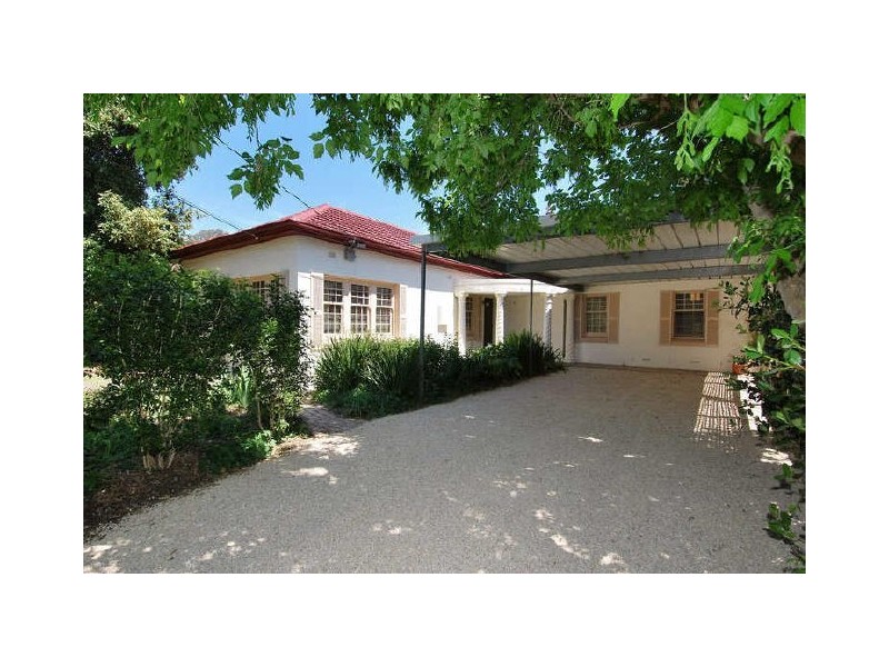 8 David Avenue, Black Forest SA 5035