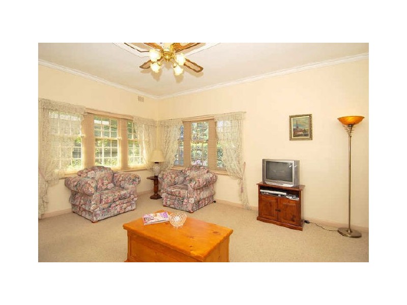 8 David Avenue, Black Forest SA 5035