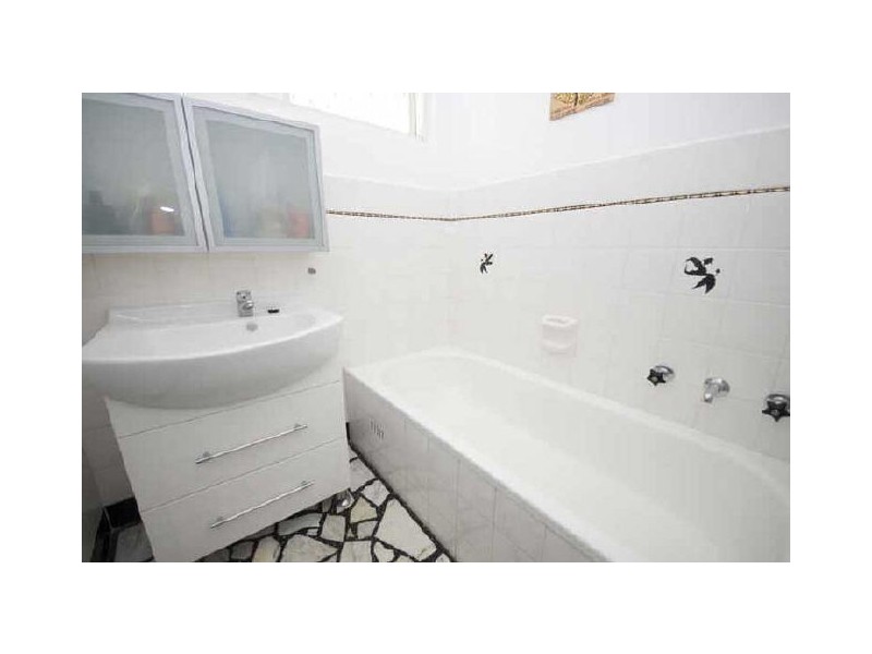 3 Kalimna Avenue, Campbelltown SA 5074