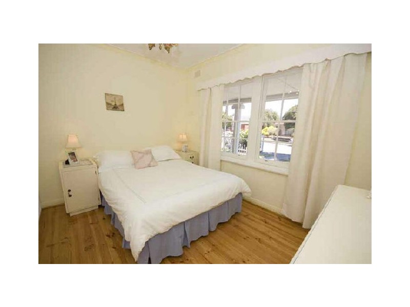 3 Kalimna Avenue, Campbelltown SA 5074