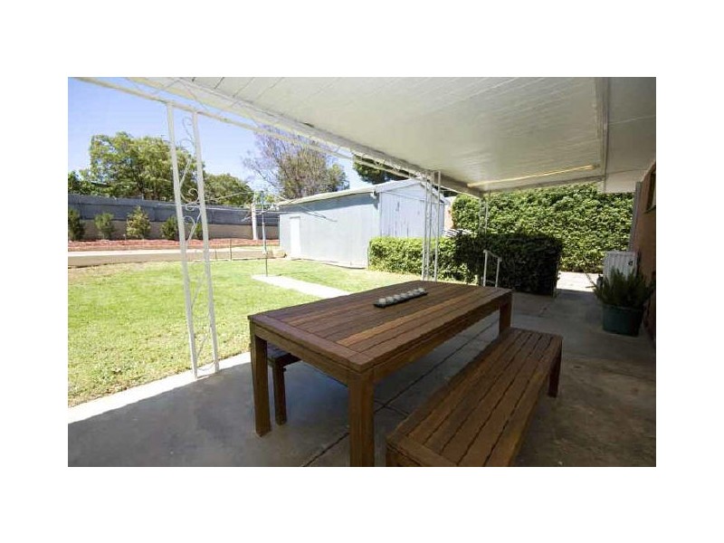 3 Kalimna Avenue, Campbelltown SA 5074