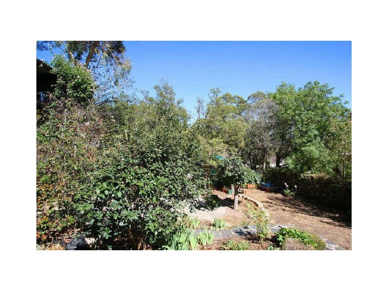 13 Edinburgh Avenue, Stonyfell SA 5066