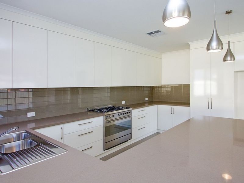 89 Avenue Road, Clarence Gardens SA 5039