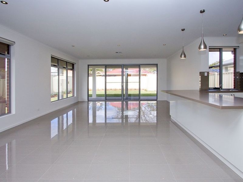 89 Avenue Road, Clarence Gardens SA 5039