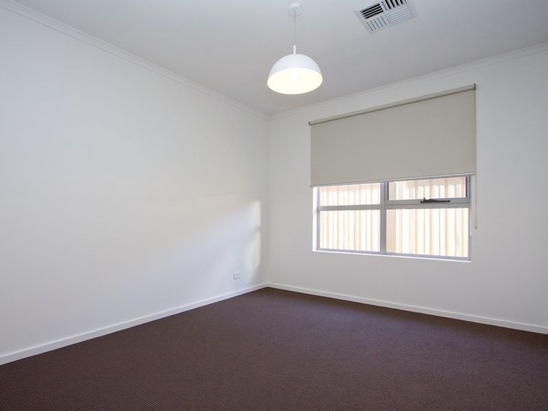 89 Avenue Road, Clarence Gardens SA 5039