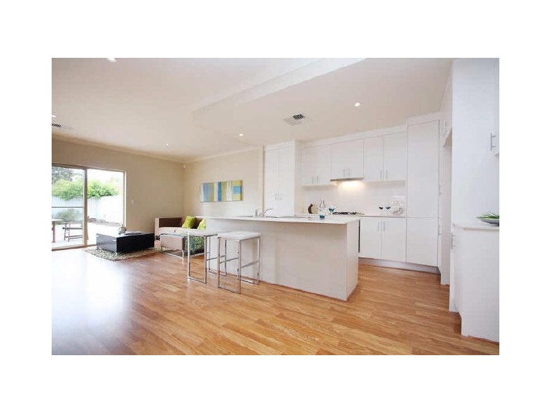 12a Parsons Grove, Park Holme SA 5043