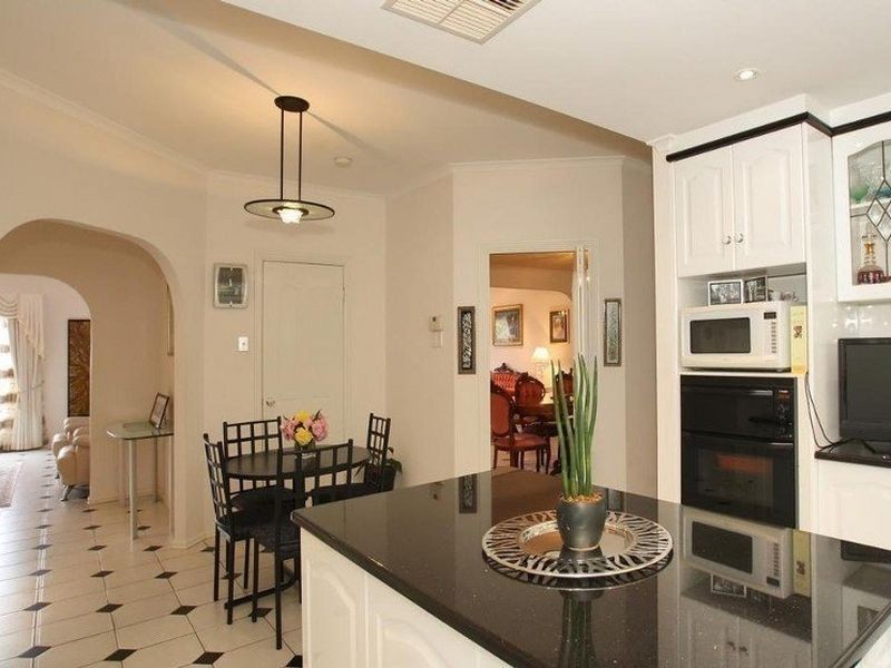 6 Gamma Crescent, Panorama SA 5041