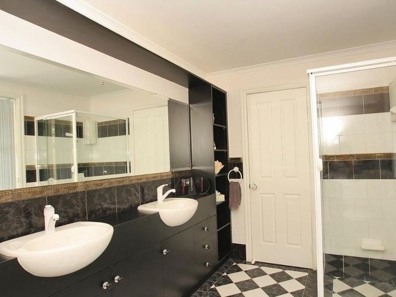 6 Gamma Crescent, Panorama SA 5041