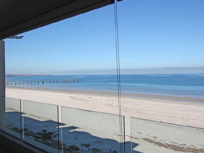 49/3 Holdfast Promenade, Glenelg SA 5045