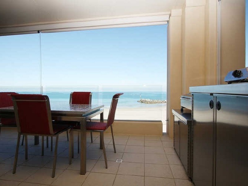 49/3 Holdfast Promenade, Glenelg SA 5045