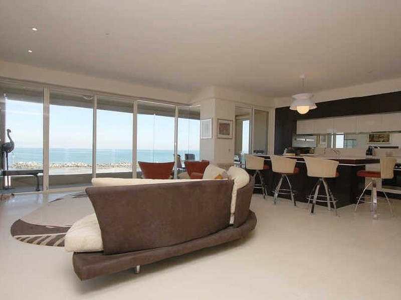 49/3 Holdfast Promenade, Glenelg SA 5045