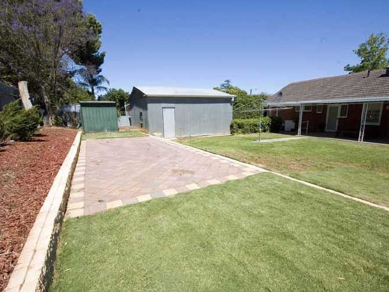 3 Kalimna Avenue, Campbelltown SA 5074