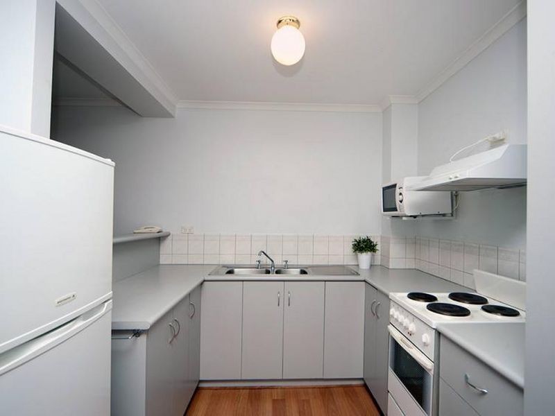 15/29 St Helena Place, Adelaide SA 5000
