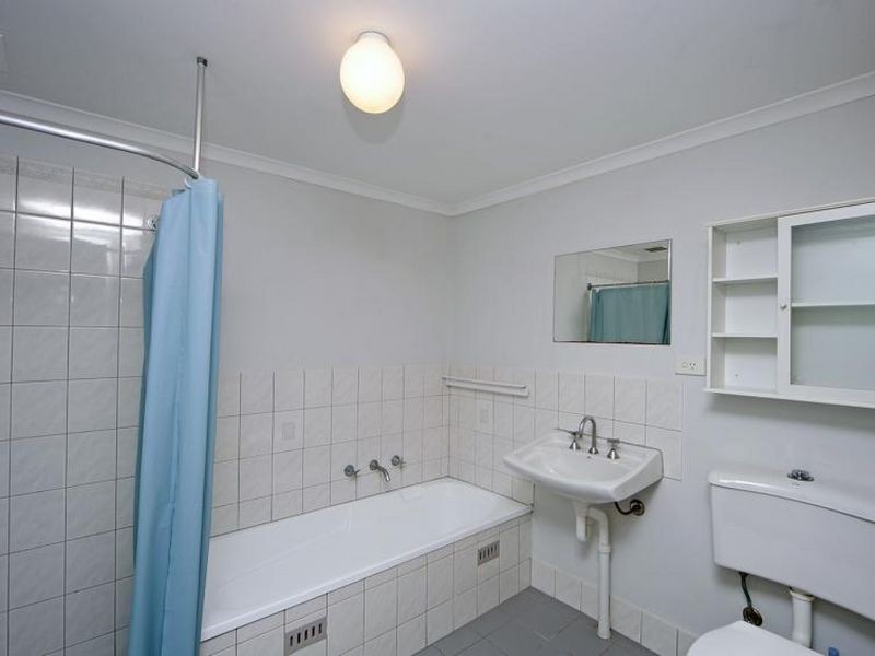 15/29 St Helena Place, Adelaide SA 5000