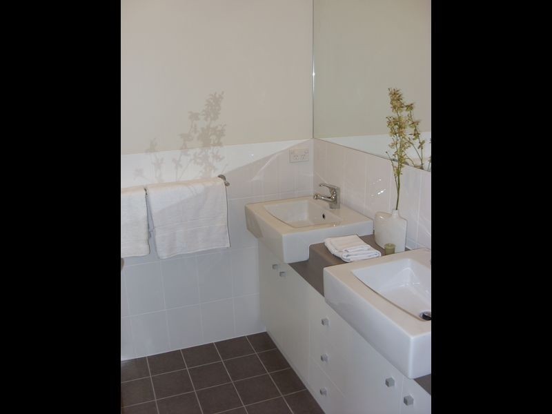 12 Parsons Grove, Park Holme SA 5043