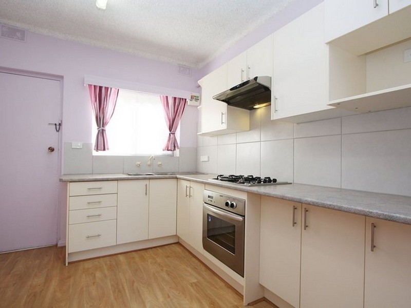 2/64 Forest Avenue, Black Forest SA 5035