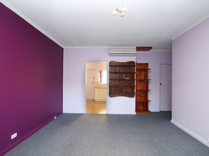 2/64 Forest Avenue, Black Forest SA 5035