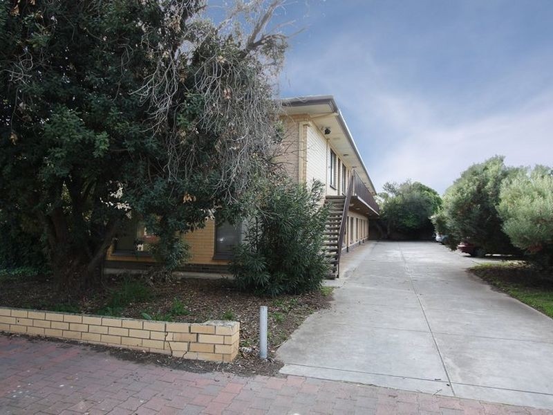 2/64 Forest Avenue, Black Forest SA 5035