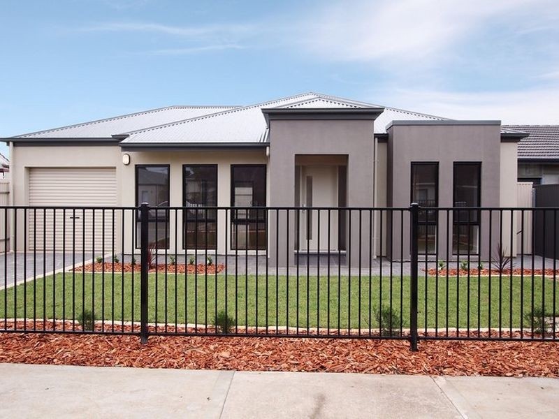 15 Condada Avenue, Park Holme SA 5043