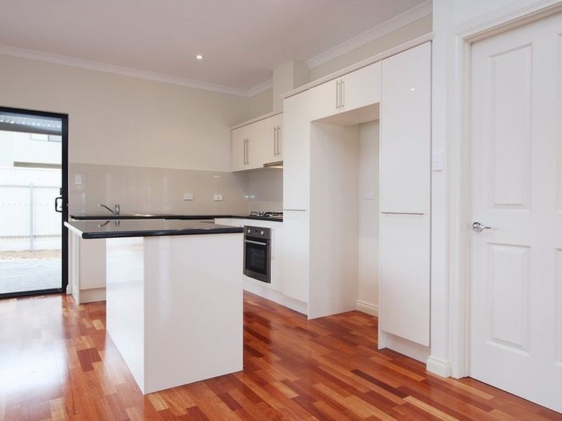 15 Condada Avenue, Park Holme SA 5043