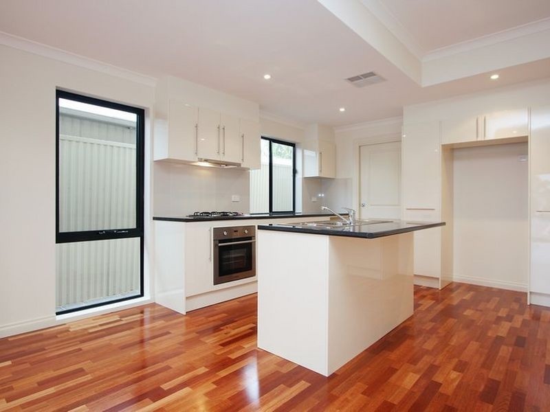 15 Condada Avenue, Park Holme SA 5043