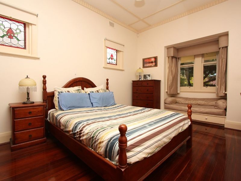 13 Truro Avenue, Kingswood SA 5062