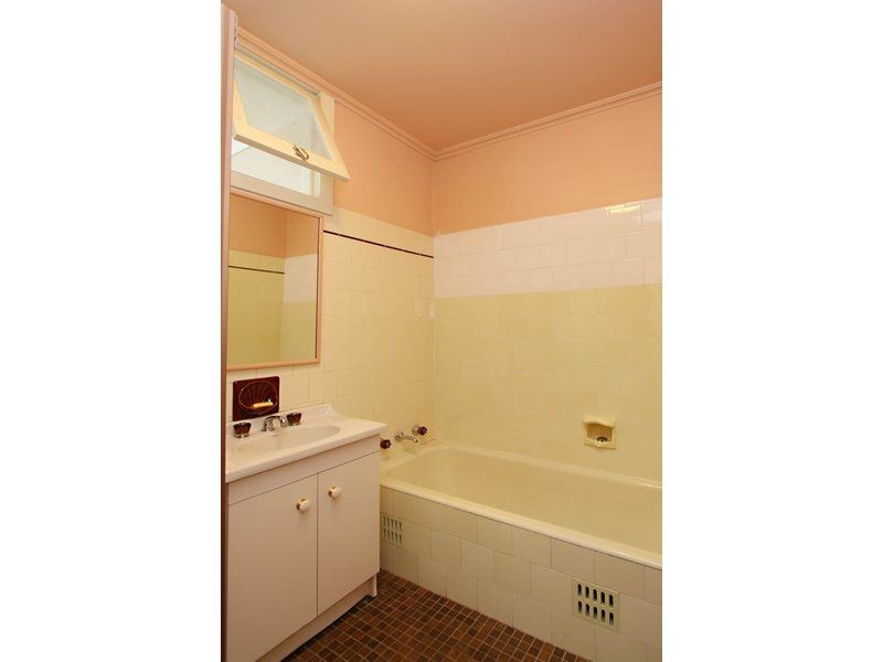 8 Wallis Street, Parkside SA 5063