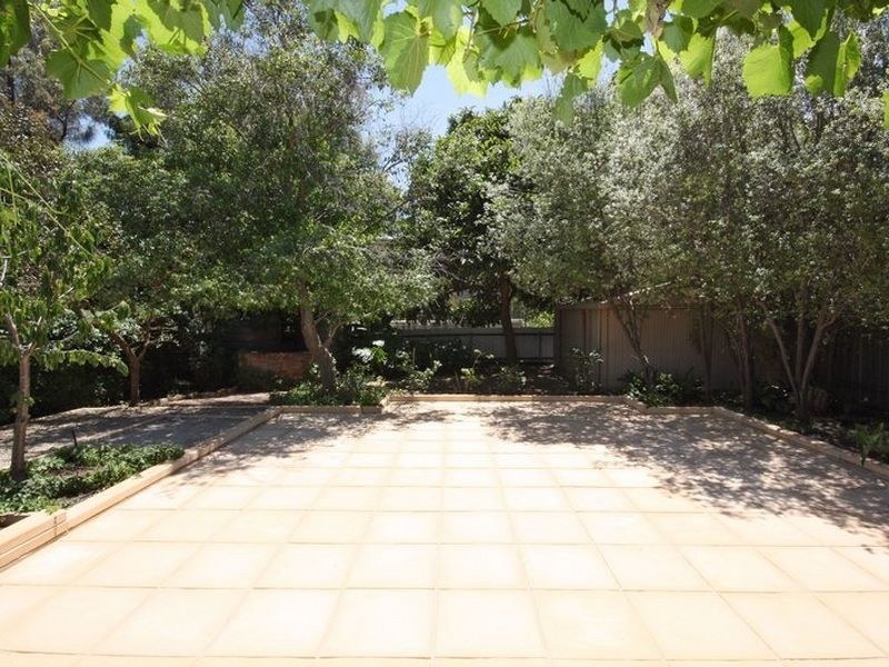 16 Restormal Avenue, Fullarton SA 5063