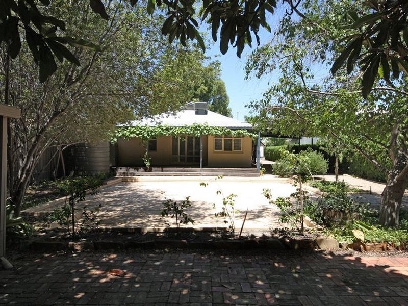 16 Restormal Avenue, Fullarton SA 5063