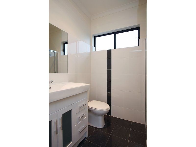 15a Condada Avenue, Park Holme SA 5043