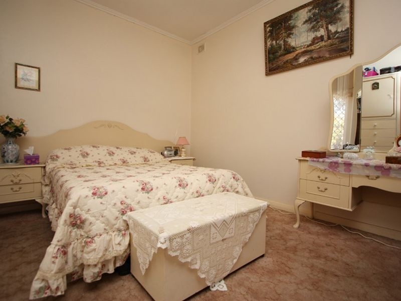 3 Diagonal Way, Oaklands Park SA 5046