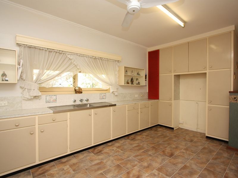 21 Lancelot Drive, Daw Park SA 5041