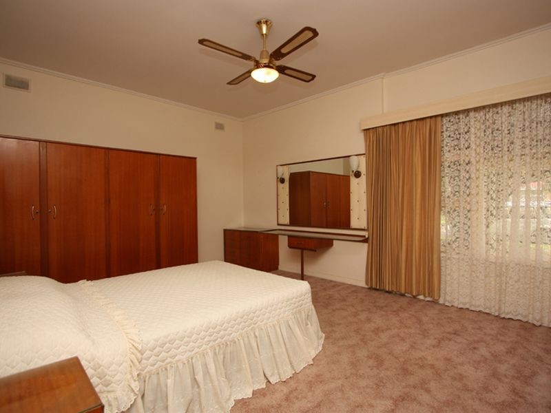21 Lancelot Drive, Daw Park SA 5041