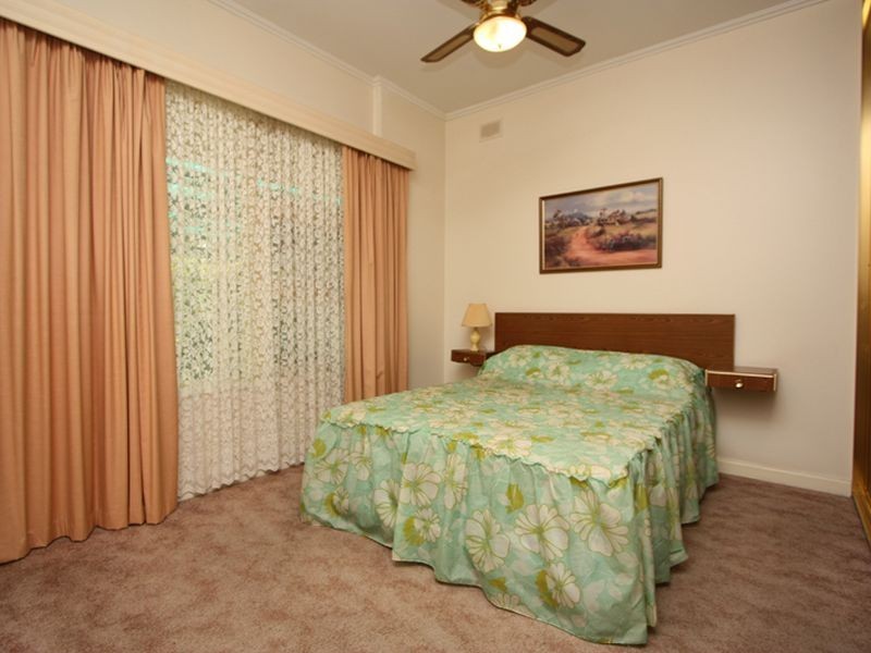 21 Lancelot Drive, Daw Park SA 5041
