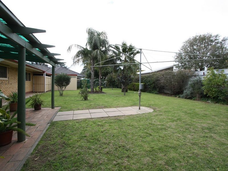 21 Lancelot Drive, Daw Park SA 5041