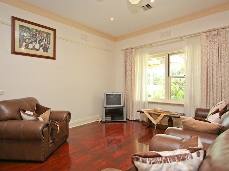 64 Dudley Avenue, Daw Park SA 5041