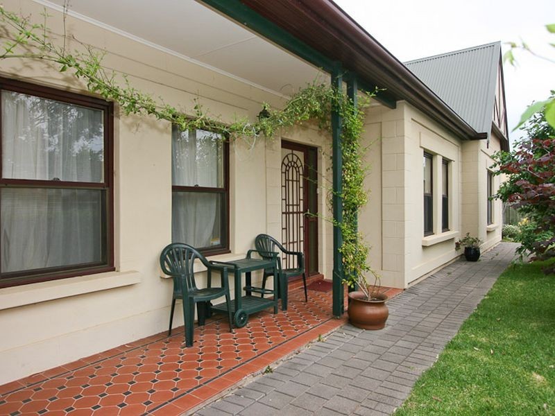 1 Pikes Lane, Lower Mitcham SA 5062