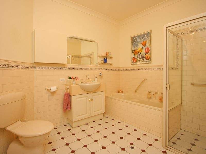 1 Pikes Lane, Lower Mitcham SA 5062