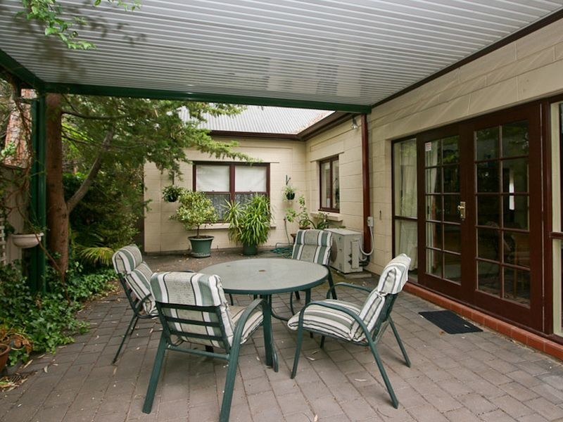 1 Pikes Lane, Lower Mitcham SA 5062