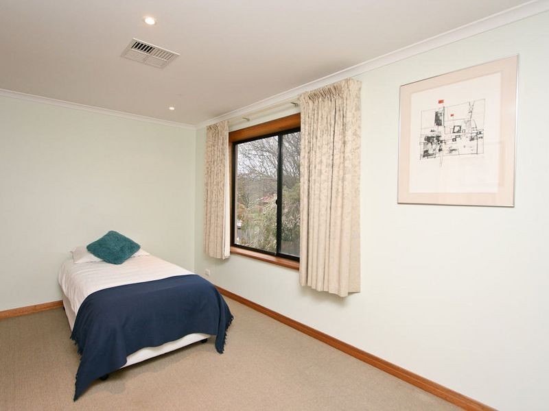 33 Narinna Avenue, Cumberland Park SA 5041