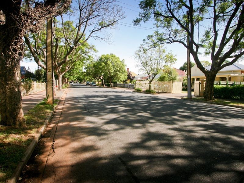 2 Thames Street, Clarence Park SA 5034