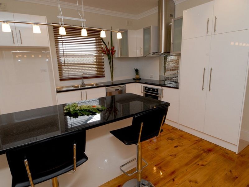 94 Raglan Avenue, South Plympton SA 5038