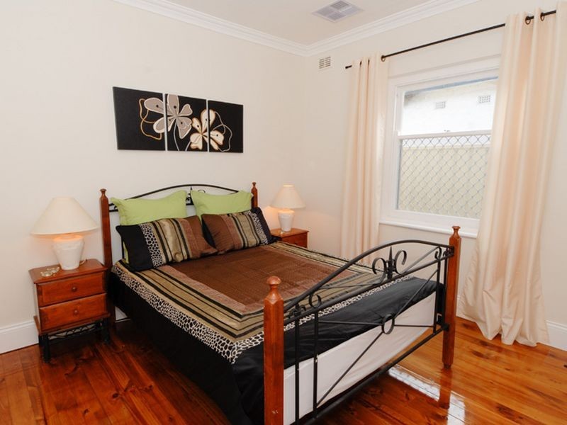 94 Raglan Avenue, South Plympton SA 5038