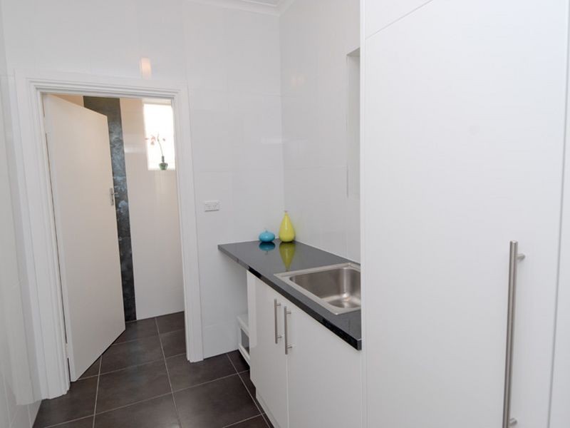 94 Raglan Avenue, South Plympton SA 5038