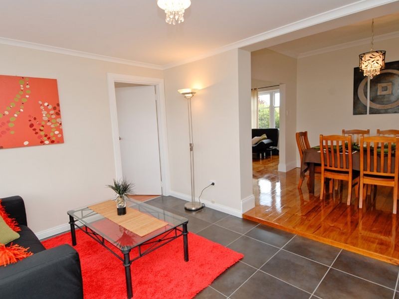 94 Raglan Avenue, South Plympton SA 5038