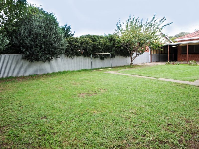 6 Eurilpa Avenue, Everard Park SA 5035