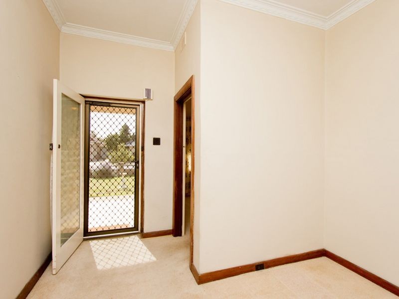 14 Brenton Avenue, South Plympton SA 5038